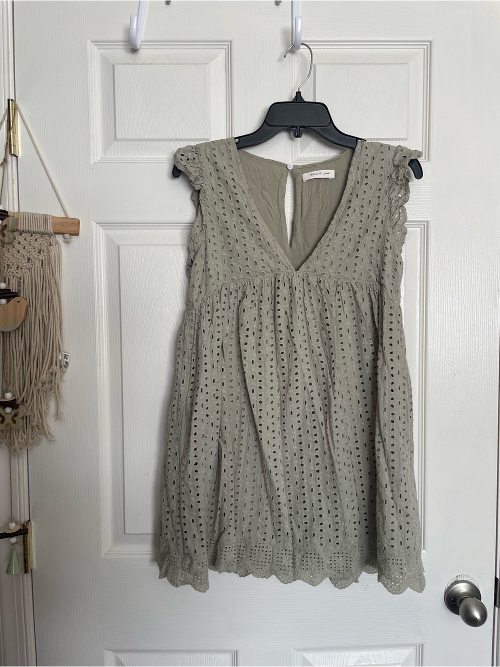 Mustard Seed Juniors size Small Eyelet V-Neck Romper Dress in Sage